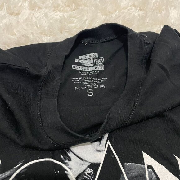 JOAN JETT Black Hearts 2022 Tour Unisex Small Black Sleeveless Tank Top - Picture 2 of 5